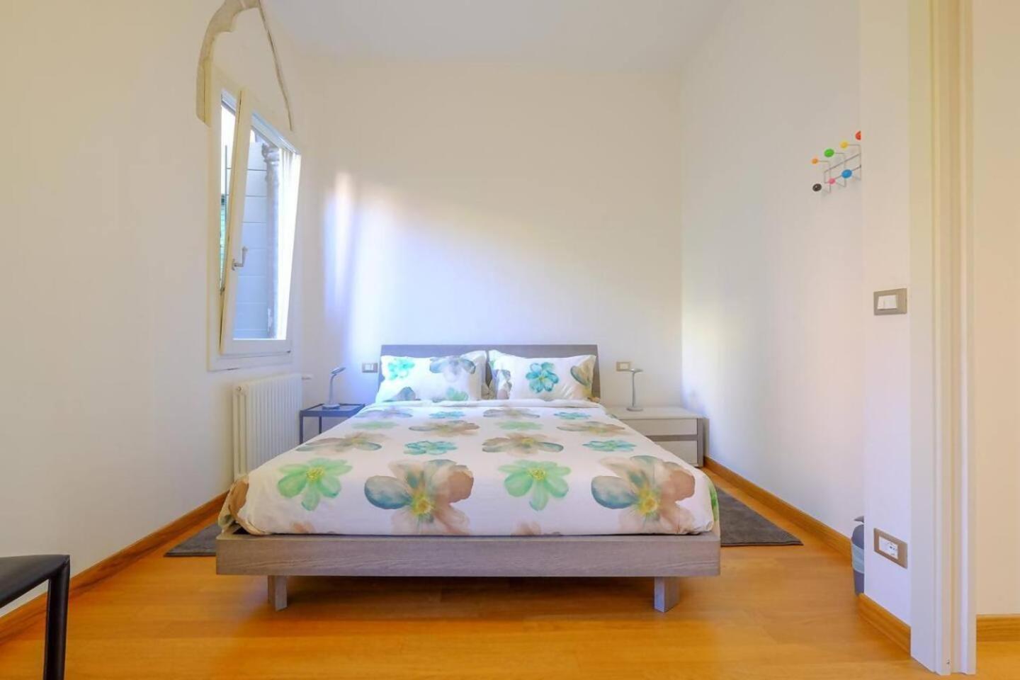 Rio Ca Foscari A San Pantalon Apartment Венеция Екстериор снимка