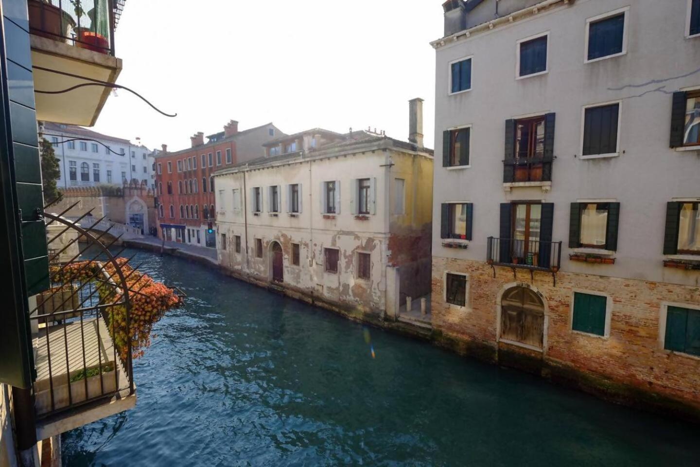 Rio Ca Foscari A San Pantalon Apartment Венеция Екстериор снимка