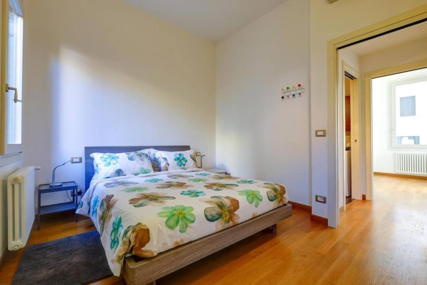 Rio Ca Foscari A San Pantalon Apartment Венеция Екстериор снимка